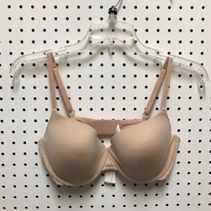 Gilly Hicks nude bra